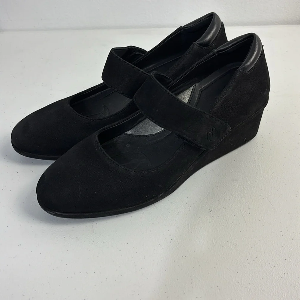 Nurture by Lamaze Black Suede Leather Mary Jane Wedge Shoes‎ 9 Career Minimalist